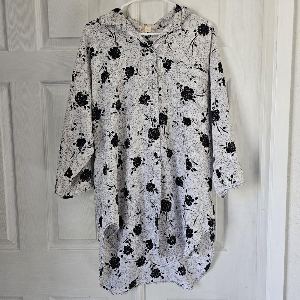 Vintage 90s y2k floral whismigoth blouse